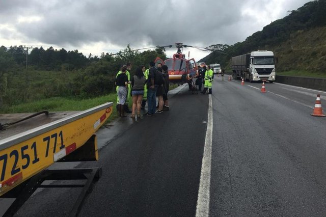 Ciclista é atropelado no Morro dos Cavalos Ciclista é atropelado no Morro dos Cavalos