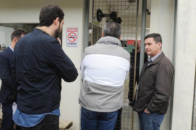 JOINVILLE,SC,BRASIL,15-10-2018.Comissão de cidadania da câmara de vereadores fazem visita ao Case (centro de atendimento socieducativo),localizado na Estrada Dedo Grosso,bairro Vila Nova.(Foto:Salmo Duarte/A Notícia) JOINVILLE,SC,BRASIL,15-10-2018.Comissão de cidadania da câmara de vereadores fazem visita ao Case (centro de atendimento socieducativo),localizado na Estrada Dedo Grosso,bairro Vila Nova.(Foto:Salmo Duarte/A Notícia)