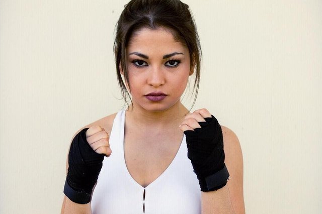 Lutadora de São José vai disputar Pan-Americano de Kickboxing no México Lutadora de São José vai disputar Pan-Americano de Kickboxing no México