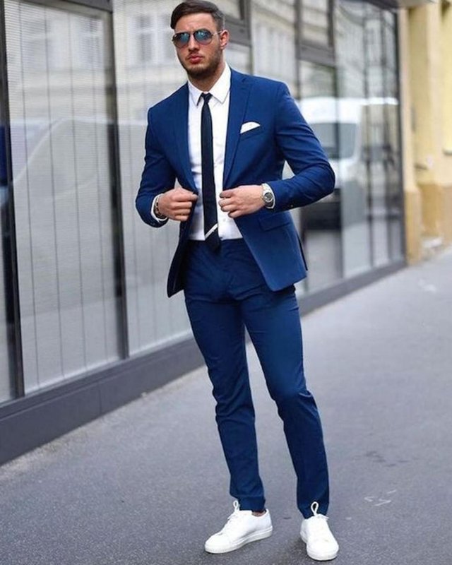 Cristine Carvalho dá dicas de roupas masculinas que serão tendência para formaturas em 2018/19 Cristine Carvalho dá dicas de roupas masculinas que serão tendência para formaturas em 2018/19