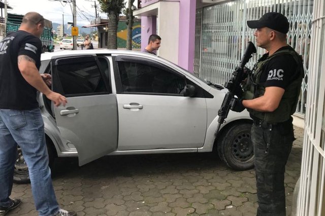 Cerca de 60 mandados de prisão e 80 de busca e apreensão serão cumpridos ao longo da operação Cerca de 60 mandados de prisão e 80 de busca e apreensão serão cumpridos ao longo da operação