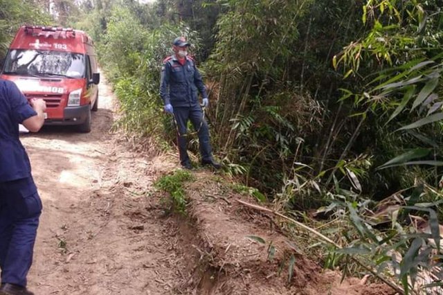 Homem morre após acidente com trator no Norte de SC Homem morre após acidente com trator no Norte de SC