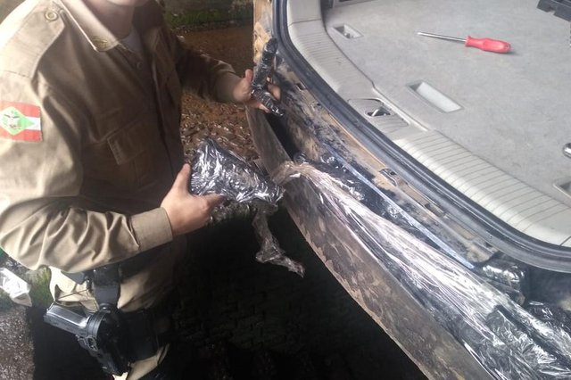 Apreensão de armas pela PM em Chapecó Apreensão de armas pela PM em Chapecó
