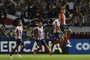 Comemoração dos jogadores do Junior Barranquilla após o gol de Teo Gutiérrez, pela semifinal da Copa Sul-Americana, contra o Independiente Santa Fe