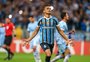 Léo Moura aceita renovar contrato com o Grêmio sem reajuste, mas Cícero pede "superaumento"