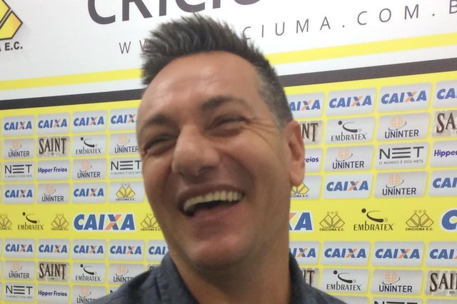 Apresentação do novo técnico Doriva no Criciúma Esporte Clube. Apresentação do novo técnico Doriva no Criciúma Esporte Clube.