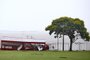  PORTO ALEGRE - BRASIL - Vento derruba cabine de imprensa do CT internacional. (FOTO: LAURO ALVES)