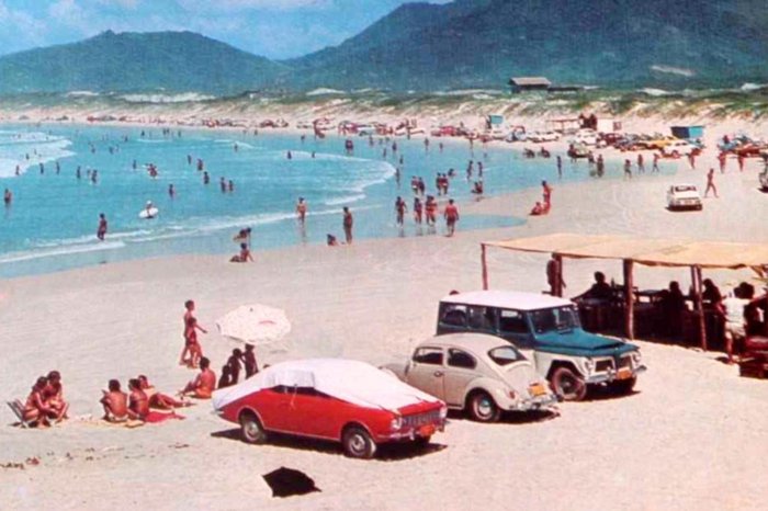 Reproduções / Cartão Postal Reproduções / Cartão Postal