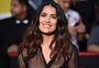 Salma Hayek assume fios brancos e revela: "Orgulho"