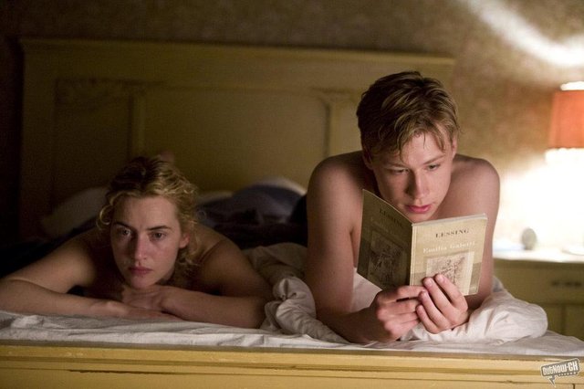 Cena do filme O Leitor com Kate Winslet e Ralph Fiennes e direção de Stephen Daldry#PÁGINA:04 Fonte: Divulgação Fotógrafo: Imagens Films Cena do filme O Leitor com Kate Winslet e Ralph Fiennes e direção de Stephen Daldry#PÁGINA:04 Fonte: Divulgação Fotógrafo: Imagens Films