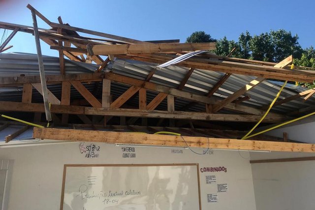 Temporal destelhou Escola Liette Tesser Pozza, em Bento Gonçalves Temporal destelhou Escola Liette Tesser Pozza, em Bento Gonçalves