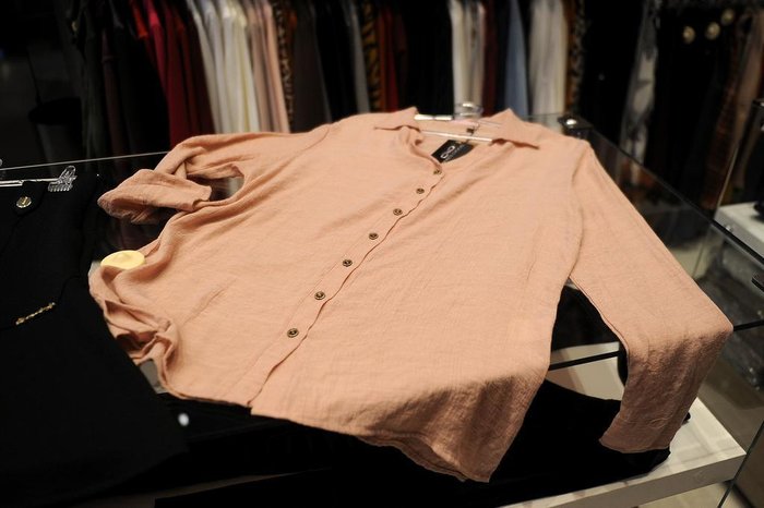 Camisa alongada: R$ 174,80