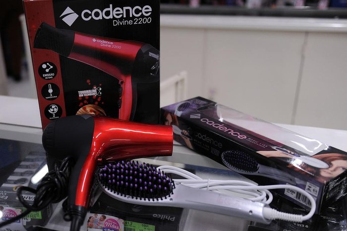 Secador de cabelo: R$ 59,50; Escova secadora e alisadora: R$ 79