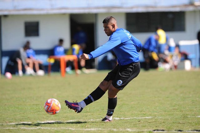 VACARIA, RS, BRASIL (30/04/2019)Último treino do Glória antes da semifinal pela divisão de acesso. (Antonio Valiente/Agência RBS) VACARIA, RS, BRASIL (30/04/2019)Último treino do Glória antes da semifinal pela divisão de acesso. (Antonio Valiente/Agência RBS)