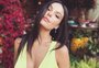 Isis Valverde mostra rostinho do filho Rael em foto da família