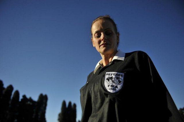 FARROUPILHA, RS, BRASIL - 17/05/2019 - Ivani De Gregori, primeira árbitra gaúcha que integrou o quadro FIFA. Pauta sobre representatividade feminina nos apitos do Rio Grande do Sul (FOTO: ANSELMO CUNHA/AGENCIA RBS) FARROUPILHA, RS, BRASIL - 17/05/2019 - Ivani De Gregori, primeira árbitra gaúcha que integrou o quadro FIFA. Pauta sobre representatividade feminina nos apitos do Rio Grande do Sul (FOTO: ANSELMO CUNHA/AGENCIA RBS)