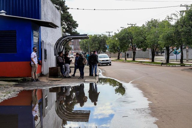 PORTO ALEGRE, RS, BRASIL, 27/05/2019: Moradores da região metropolitana dependem da rodoviária de Porto Alegre para fazer viagens para o interior. Apenas duas cidades têm estação, São Leopoldo e Novo Hamburgo. Como funciona? Como é a realidade de quem precisa do transporte? . (Foto: Omar Freitas / Agência RBS) PORTO ALEGRE, RS, BRASIL, 27/05/2019: Moradores da região metropolitana dependem da rodoviária de Porto Alegre para fazer viagens para o interior. Apenas duas cidades têm estação, São Leopoldo e Novo Hamburgo. Como funciona? Como é a realidade de quem precisa do transporte? . (Foto: Omar Freitas / Agência RBS)