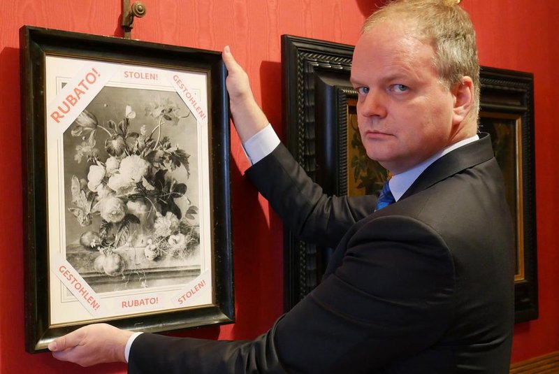 O Ministério alemão de Relações Exteriores anunciou, neste sábado, que devolverá ao Palazzo Pitti, de Florença um quadro de um pintor holandês roubado pelos nazistas na Segunda Guerra Mundial.