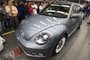  A Volkswagen Beetle, the final edition of the iconic car, is pictured inside the factory in Puebla, Puebla State, Mexico, on July 10, 2019. - The bug-shaped metallic blue sedan rolled off the production line in central Mexico to rapturous applause, the last of a model first manufactured in the late 1930s. (Photo by JUAN CARLOS SANCHEZ / AFP)Editoria: FINLocal: PueblaIndexador: JUAN CARLOS SANCHEZSecao: process industryFonte: AFPFotógrafo: STR