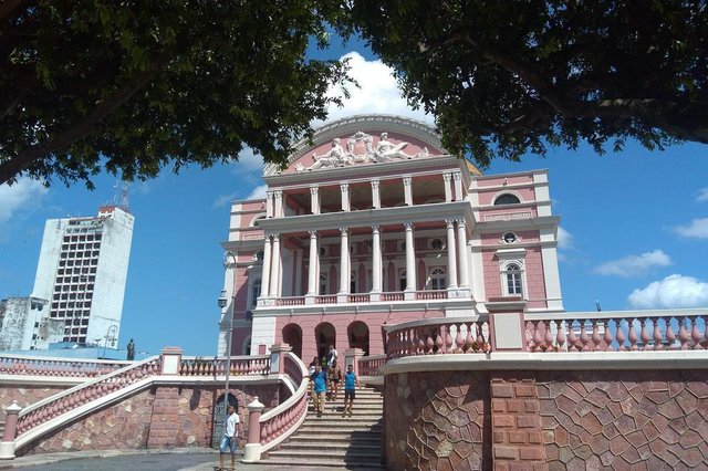 Teatro Amazonas, ponto turístico de Manaus Teatro Amazonas, ponto turístico de Manaus