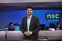  FLORIANÓPOLIS, SC, BRASIL - 24/09/2018Fabian Londero, apresentador do  NSC Notícias que agora está com cenário novo