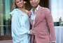 Chrissy Teigen usa look de estilista brasileiro em casamento 