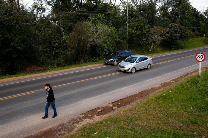 Ultrapassagens ilegais também ocorrem com frequência