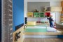 Daniela Zoppas, quarto, dormitório, criança, azul, verde, vermelho, madeira, cama, tablado, nicho, prateleira