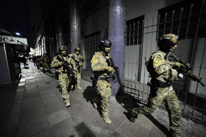 Mais de 250 policiais participam da ofensiva