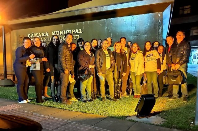 Setembro amarelo: lançamento da iluminação amarela na fachada da Câmara de Vereadores, alusiva à campanha. Setembro amarelo: lançamento da iluminação amarela na fachada da Câmara de Vereadores, alusiva à campanha.