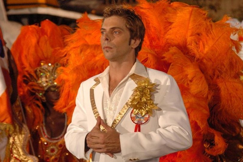 Luiz Henrique Nogueira como carnavalesco Ubiracy em Senhora do Destino