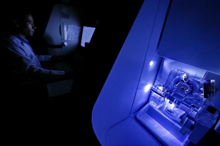 Laboratório irá confrontar DNA de pais em banco genético