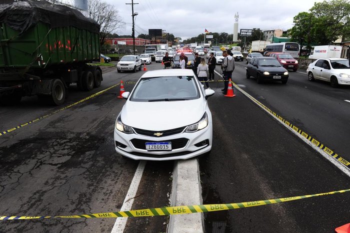 Local do crime foi isolado para perícia
