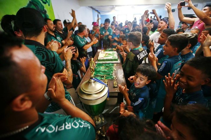 Festa foi para comemorar oito anos do clube