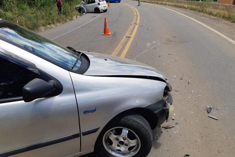 PRF prende condutor não habilitado e embriagado em São Marcos após se envolver em acidente de trânsito com feridos 