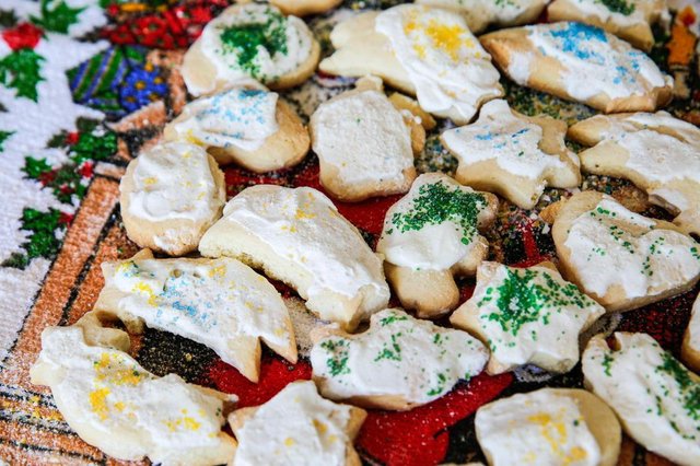 Veja como preparar as tradicionais bolachinhas de Natal do seu Ângelo -  Notícias