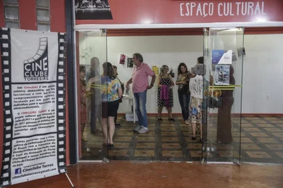  TORRES, RS, BRASIL - 2019.12.09 - Cineclubes ainda resistem e são importantes em cidades do interior e também do litoral. Na foto: Cineclube de Torres (Foto: ANDRÉ ÁVILA/ Agência RBS)Indexador: Andre Avila
