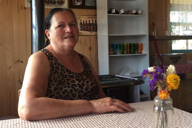 Matriarca Iberaci Flores foi a responsável por revelar ao filho Paulo Flores que havia um número crescente de turistas na cidade a ponto de ele investir na região. Tem restaurante e pousada em São José dos Ausentes. Matriarca Iberaci Flores foi a responsável por revelar ao filho Paulo Flores que havia um número crescente de turistas na cidade a ponto de ele investir na região. Tem restaurante e pousada em São José dos Ausentes.