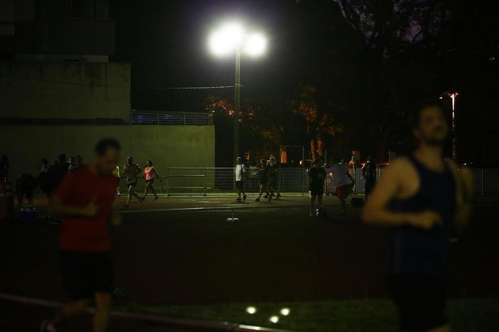 Pessoas de todas as idades usam o Cete inclusive à noite