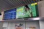 Aeroporto de Caxias do Sul passa a exibir instruções de prevenção ao coronavírus nos painéis de voo