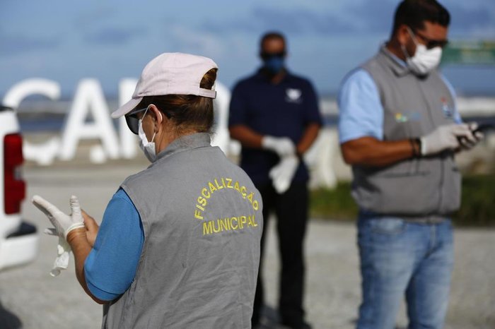 Aproximadamente 10 agentes municipais participaram da ação