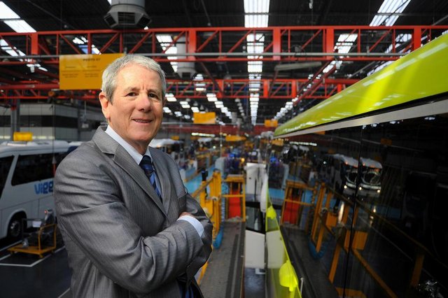  CAXIAS DO SUL, RS, BRASIL 07/08/2017Mauro Bellini, Presidente do Conselho Administrativo do Banco Moneo. Fotos na linha de produção da unidade da Marcopolo de Ana Rech.(Felipe Nyland/Agência RBS){C}<!-- NICAID(13074923) -->