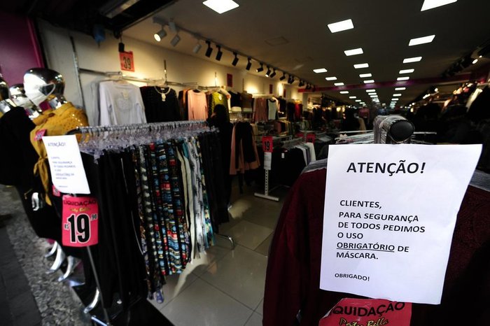 O uso de máscara também é exigido no comércio da cidade da Região Metropolitana