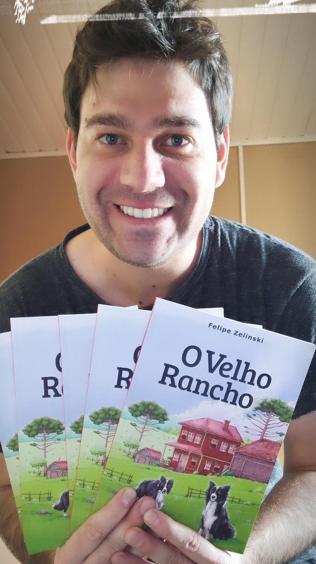 Livro O Velho Rancho, de Felipe Zelinski.<!-- NICAID(14492413) --> Livro O Velho Rancho, de Felipe Zelinski.<!-- NICAID(14492413) -->