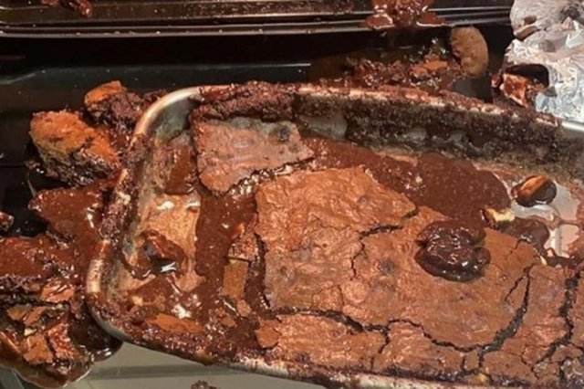 Chefs na Quarentena, perfil de Instagram que exalta a falta de talento na cozinha<!-- NICAID(14504770) --> Chefs na Quarentena, perfil de Instagram que exalta a falta de talento na cozinha<!-- NICAID(14504770) -->