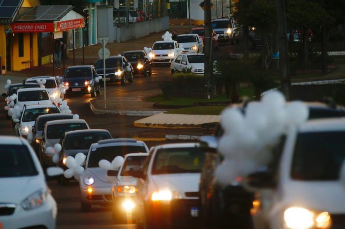 Carreata em memória a Rafael seguiu silenciosa por meia hora