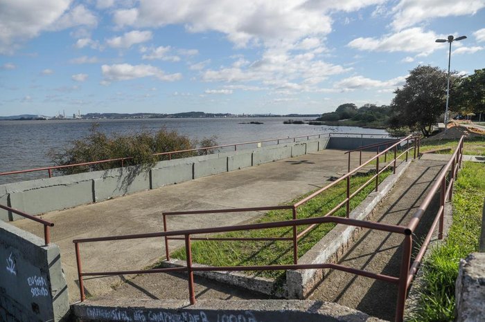 Em 2011, região em que ficava o Bar do Timbuka ganhou um mirante de concreto em obra que custou R$ 35 mi
