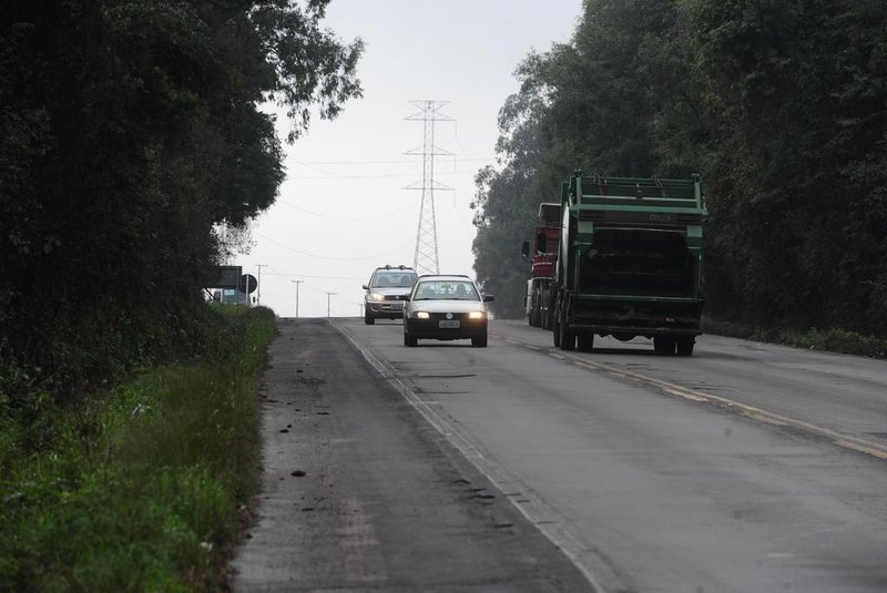  CAXIAS DO SUL, RS, BRASIL (13/07/2020)Estado da RS 122 entre o viaduto torto e o km 81 após as chuvas da semana passada. Perto da rotatória de Monte Bérico. (Antonio Valiente/Agência RBS)<!-- NICAID(14543714) -->