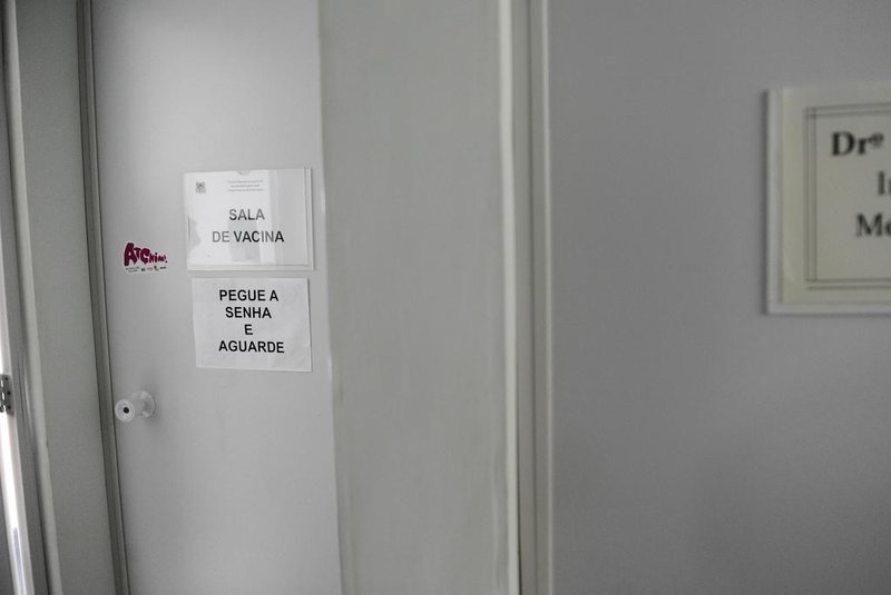  Caxias do Sul, RS, Brasil, 23/04/2018Vacina contra a gripe - UBS São CaetanoCase: Orides Reis (sendo vacinado)Lucas Amorelli/ Agência RBS<!-- NICAID(13516514) -->