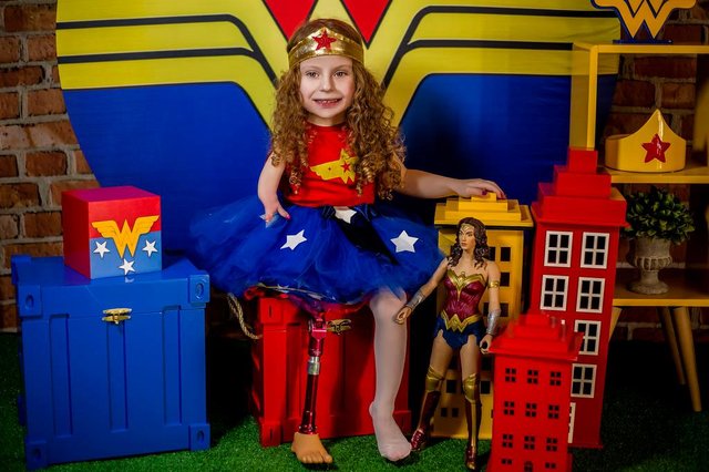 Projeto Fotografando Anjos, da fotógrafa Fernanda Sousa, de Farroupilha, registra crianças com alguma deficiência vestidos com roupas de superheróis, heroínas ou personagens encantados. Na foto, Yasmin Silveira Nogueira, de 4 anos.<!-- NICAID(14586267) -->